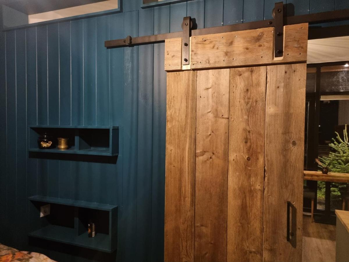 Tiny House In De Boomgaard Bed and Breakfast Stad aan 't Haringvliet Εξωτερικό φωτογραφία